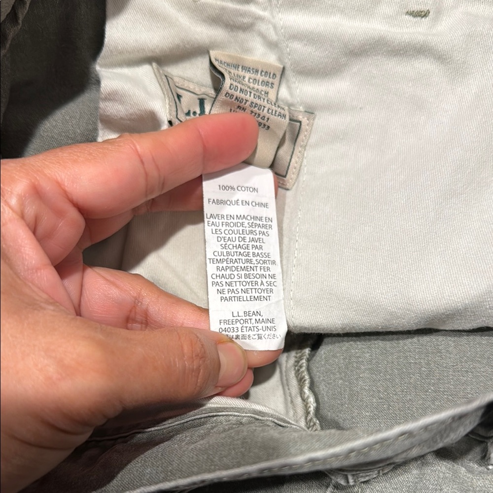 L.L. Bean Green Cargo Shorts Classic Fit - Picture 6 of 6